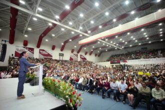 Sheinbaum ante más de 5 mil personas en Nuevo León