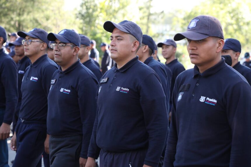 Carrera con cadetes de la Academia de Policía