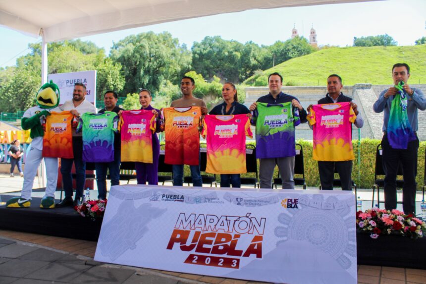 Presentan Playera Maratón Puebla 2023