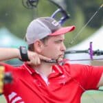 bronce tiro con arco