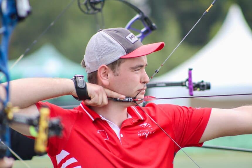 bronce tiro con arco