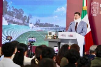 Alejandro Armenta Premio Estatal de la Juventud