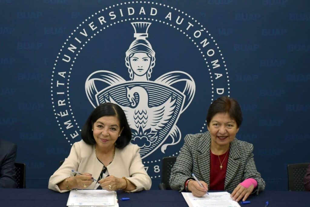 BUAP firma convenio