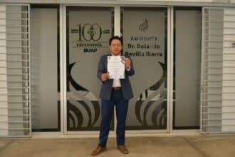 Estudiante BUAP Congreso Enfermería