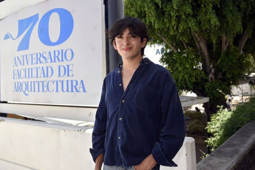 Estudiante BUAP Diseño Gráfico