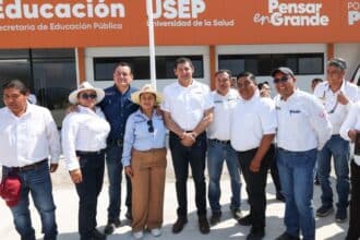 Alejandro Armenta educación superior