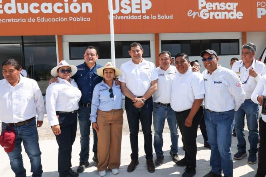 Alejandro Armenta educación superior