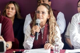 Morena Puebla evento juvenil