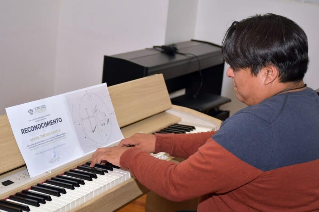 BUAP partitura conmemorativa