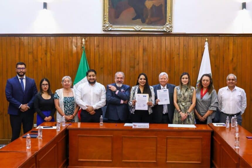 Tonantzin Fernández convenio Universidad Tec de Oriente