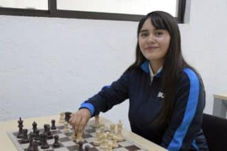 Medalla plata Ajedrez alumna BUAP