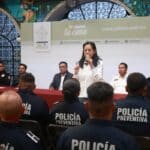 Ariadna Ayala entrega estímulos SSC