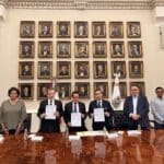 Comisión Estatal de VIvienda firma de convenio