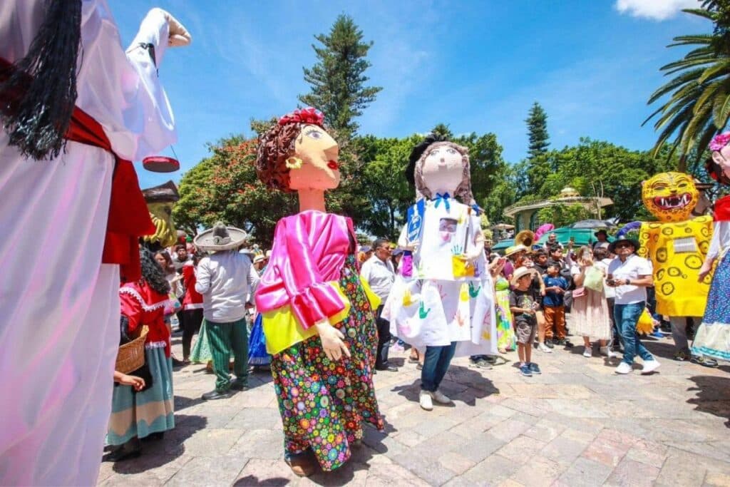 Desfile Mojigangas Atlixco