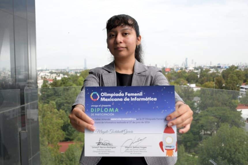 Egresada BUAP oro Olimpiada Informática