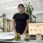 Estudiante BUAP residuos de Agave