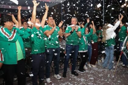Pepe Chedraui fiesta mundialista Zócalo de Puebla