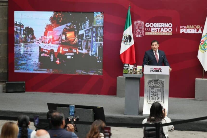 Gobierno estatal entrega apoyos damnificados lluvias