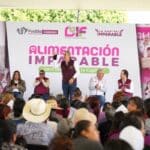Pepe Chedraui entrega despensas San Baltazar Tetela