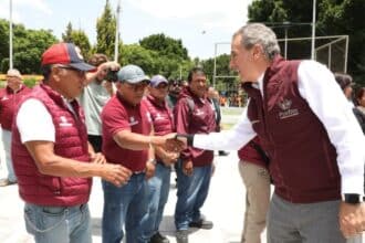 Pepe Chedraui entrega herramientas personal Servicios Públicos