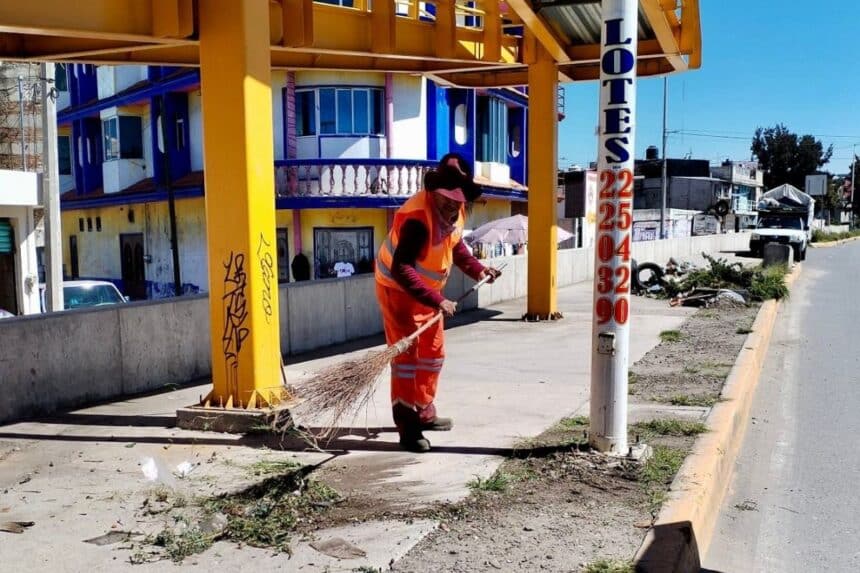 Pepe Chedraui Jornada de Limpieza puente Central de Abasto
