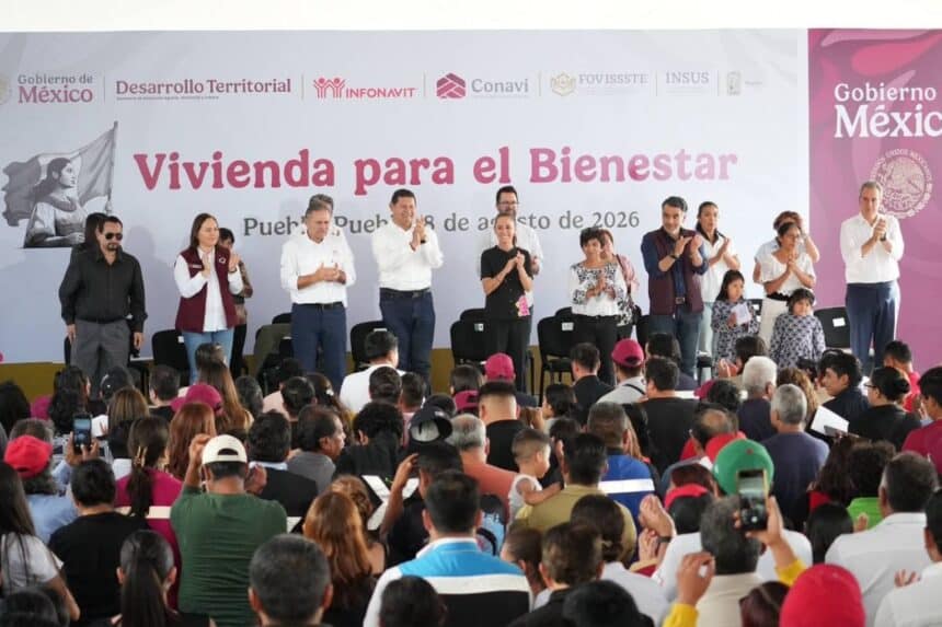 Pepe Chedraui Claudia Sheinbaum entrega de viviendas