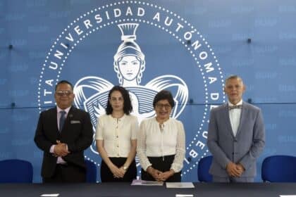 BUAP Bachillerato 5 de Mayo rectora Lilia Cedillo