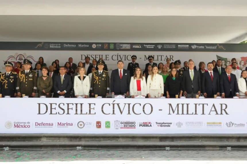 Armenta desfile Independencia de México