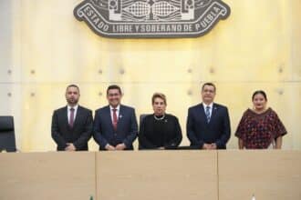 Congreso de Puebla desarrollo policías