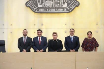 Congreso de Puebla desarrollo policías