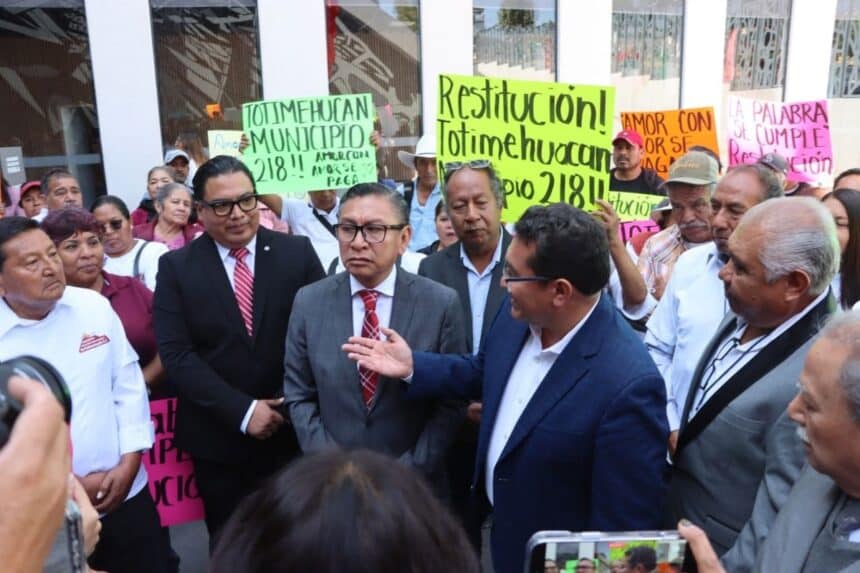Congreso del Estado Pável Gaspar Totimehuacan municipio 218