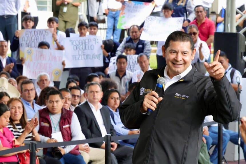 Gobierno del estado obra comunitaria Teziutlán