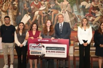 Pepe Chedraui premiación concurso cortometraje