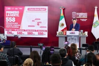Alejandro Armenta Tren de Pavimentación Pemex