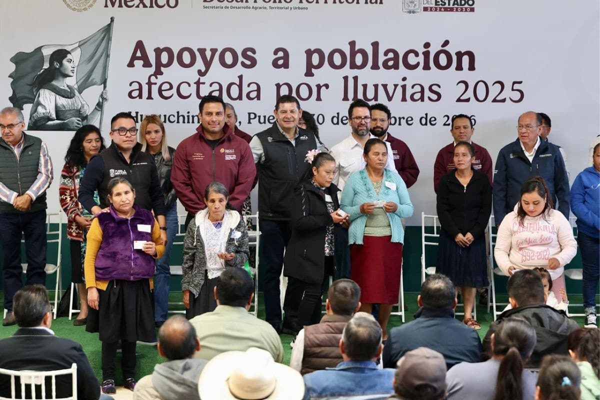 Armenta apoyos damnificados lluvias Sierra Norte