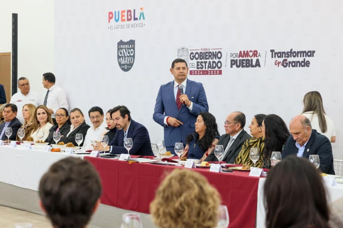 Armenta empresarios saneamiento río Atoyac