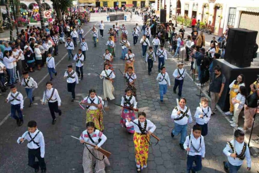 Atlixco desfile aniversario Revolución Mexicana