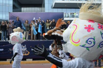 BUAP Desfile de Día de Muertos