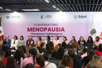 Congreso de Puebla conversatorio menopausia