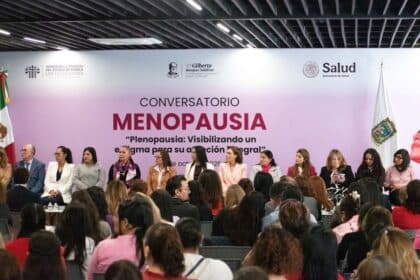 Congreso de Puebla conversatorio menopausia