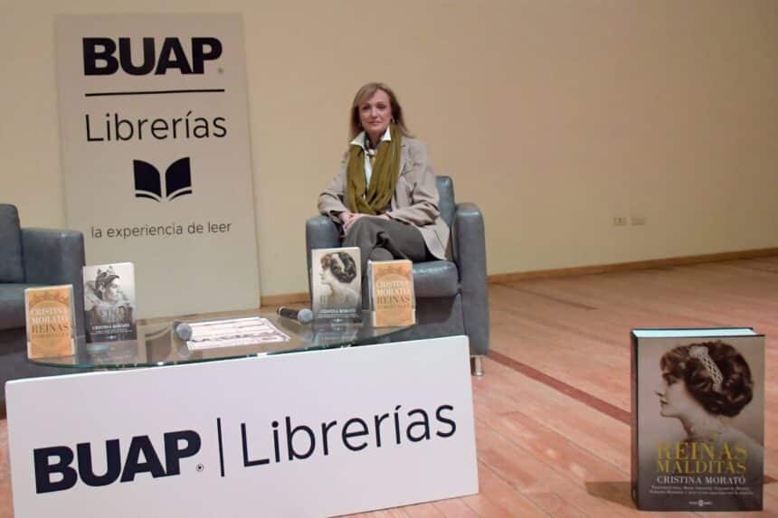 Cristina Morató conversatorio comunidad BUAP
