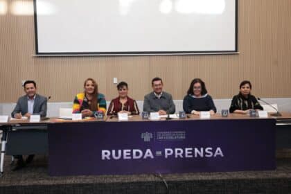 Gabriela Chumacero donación artículos mujeres presas