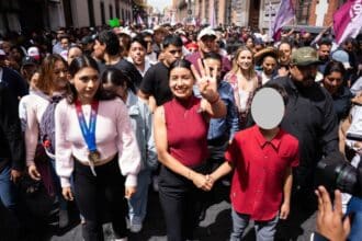 Gabriela La Bonita Sánchez registro Morena Puebla
