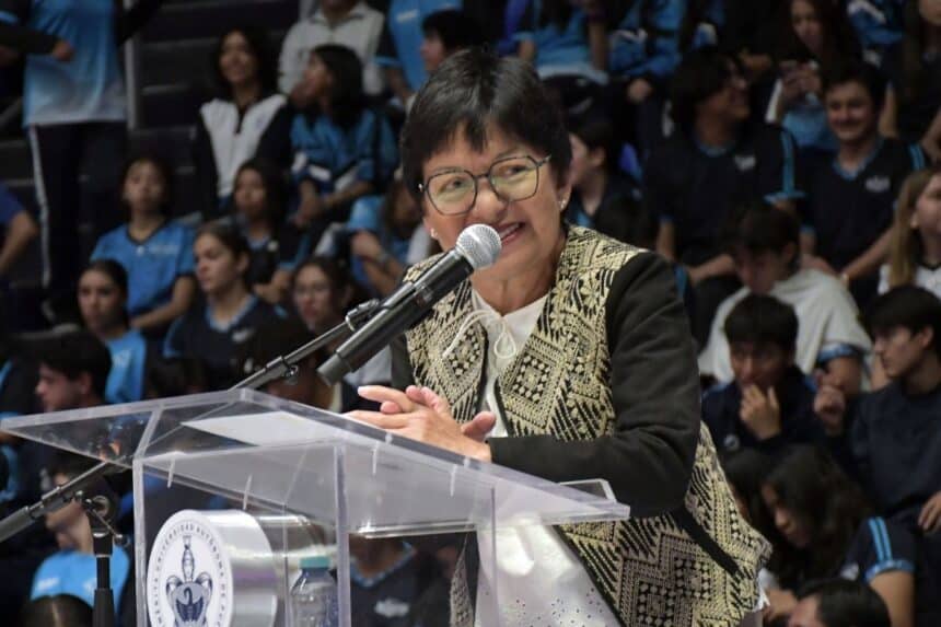 Lilia Cedillo inauguración Universiada BUAP