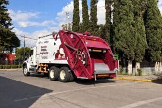 Pepe Chedraui recolección de basura Día de Muertos
